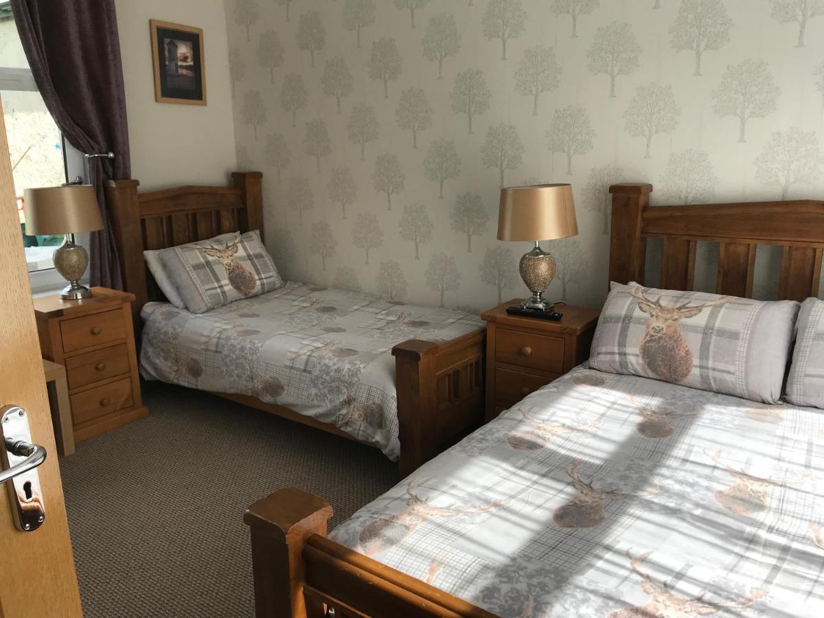 Campfield House Bed & Breakfast Форт Уилям Екстериор снимка