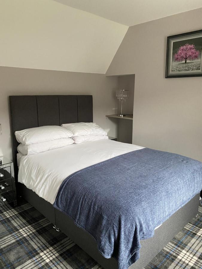 Campfield House Bed & Breakfast Форт Уилям Екстериор снимка